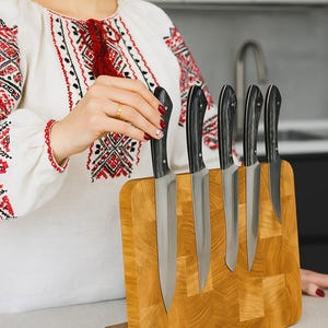 Wooden Magnetic Knife Block: Custom Kitchen Storage Organizer