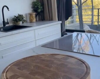 Tabla de cortar redonda personalizada de madera de grano final, bloque de cortar de madera a medida, regalo único de aniversario, bloque de carnicero artesanal, regalo de inauguración de casa.