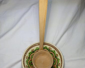 Cucharón de cocina de madera de haya hecho a mano - Cuchara para sopa de madera 100 % natural - Herramienta de cocina rústica de estilo rústico - Utensilio de cocina ecológico.
