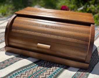 Caja de pan de madera hecha a mano, panera con tapa enrollable para encimera de cocina, almacenamiento de pan de estilo rústico de granja, regalo de utensilios de cocina de madera ecológicos.