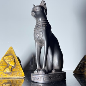 Egyptian Bastet CAT Statue Real Size Goddess Egypt Handcrafted Stone Home Decor Mythology