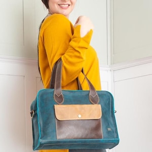 Teal Leather Travel Bag for Women - Blue Leather Handbag - Small Crossbody Purse - Turquoise Shoulder Bag for Work - Weekend Tote