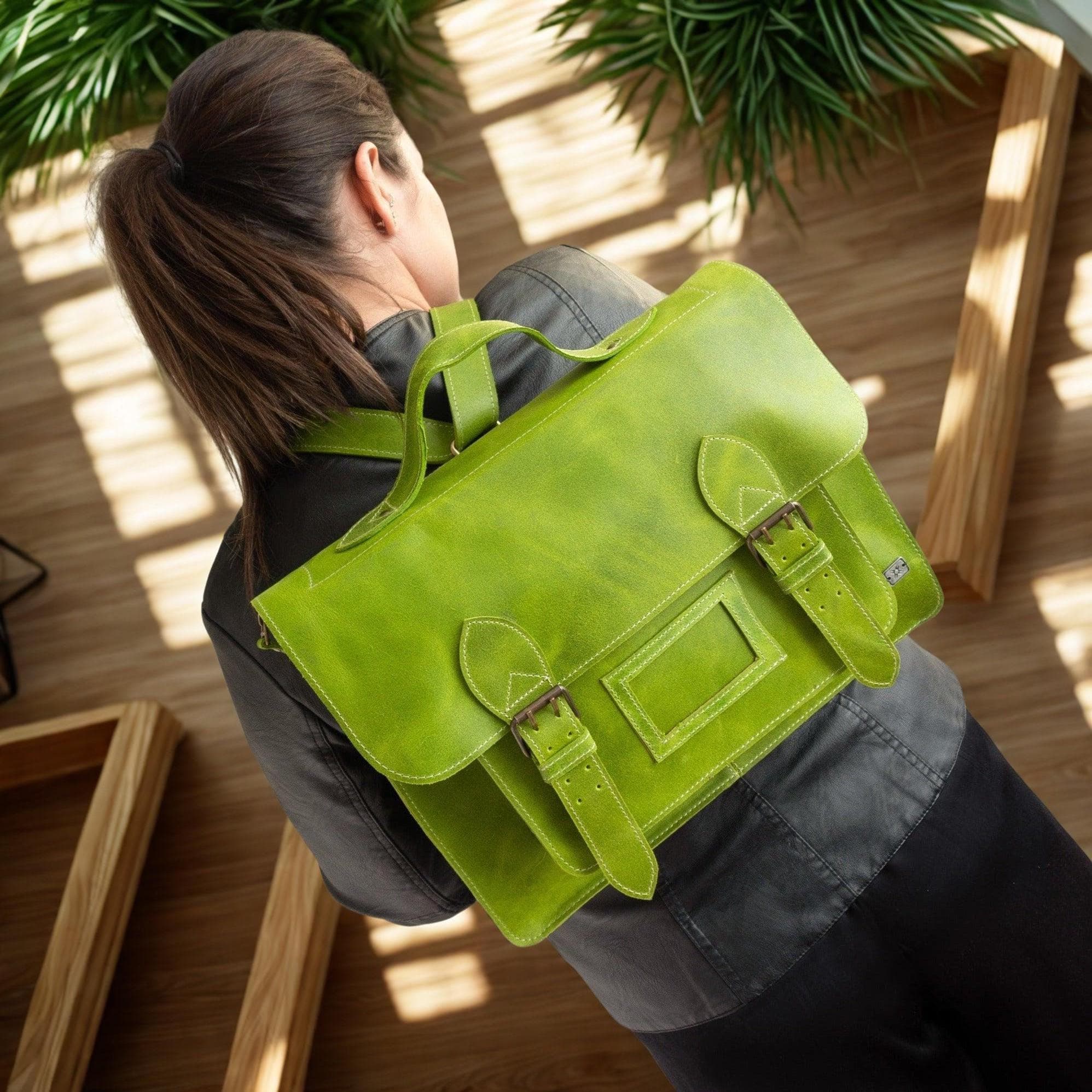 Green Fashion Backpack Purse Multipurpose Design Convertible Satchel Handbags Emerald Kelly Green Mini Leather Backpack Purse: Convertible  main image 2