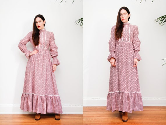 Vintage Prairie Floral Cotton Victorian Flute Slee