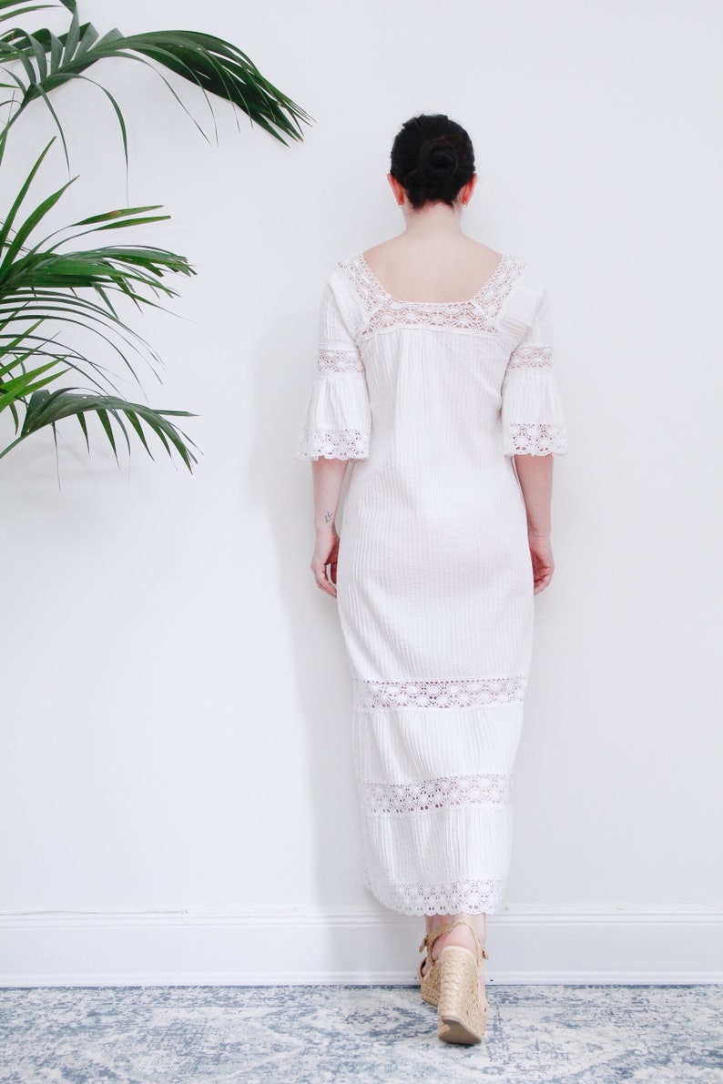 Vintage White Cotton Lace Mexican Wedding Dress Kaftan Oaxaca Dress 70's image 2