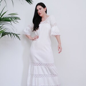 Vintage White Cotton Lace Mexican Wedding Dress Kaftan Oaxaca Dress 70's image 5