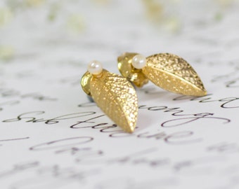 Women's Gift, Gold Stud Earrings, Gold Leaf Earrings, Bridal Post, Gold Studs, Gold Bridal Earrings, Bridal Post Earrings, Spring Wedding