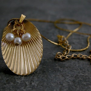 Gold Pearl Seashell Necklace, Ocean Jewelry, Statement Necklace, Boho Chic, Seashell Jewelry, Pearl Bohemian Wedding Jewelry, Gift for Her