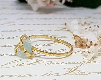 Aquamarine Ring, Raw Aquamarine Ring, Gemstone Gold Ring, March Birthstone Ring, Stackable Rings, Raw Gemstone Ring, Raw Crystal Jewelry