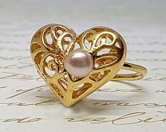 Valentine's Day Gold Heart Ring, Gold Heart Ring, Heart Jewelry, Girlfriend Gift, Mother's Day Gift, Promise Ring, Gold Pearl Ring