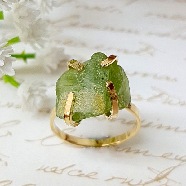 Raw Peridot Ring, Raw Stone Ring, Peridot Birthstone Ring, August Birthstone Ring, Gold Solitaire Ring, Green Stone Ring, Birthstone Jewelry