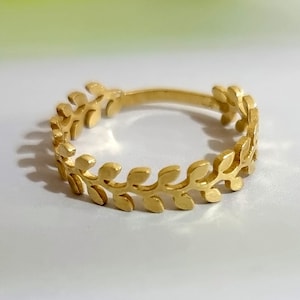 Gold Band, Olive Leaf Ring, Gold Leaf Ring, Greek Ring, Leaves Ring, Laurel Wreath ring, Eternity Leaf Band, Botanical Ring, Olive Leaf Band