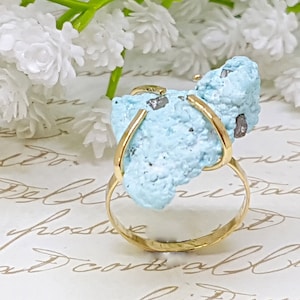 Gold Turquoise Ring, Raw Turquoise Ring, Rough Turquoise Ring, December Birthstone Ring, Gold Gemstone Ring, Gold Statement Ring, Blue Ring