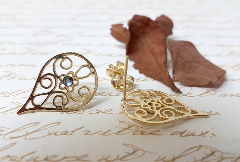 Bridal Jewelry Gold Tear Drop Earrings Unique Stud Earrings Filigree Earrings Bridal Tear Drop Earrings Unique Women/'s Mother Gift