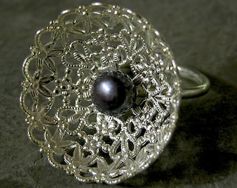 Cadeau voor vrouwen, zilveren parelring, Halloween-gotische ring, Halloween zilveren kant zwarte parelring, unieke Halloween-ring, Halloween-sieraden