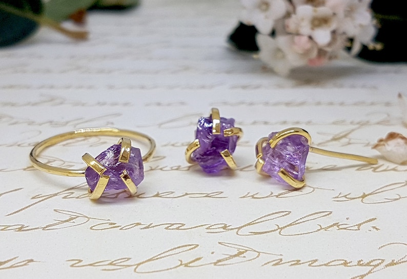 Raw Amethyst Gold Stud Earrings