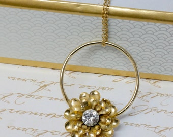 Gold Flower Necklace, Gold Circle Necklace, Crystal Flower Necklace, Floral Necklace, Unique Gift Ideas, Unique Jewelry
