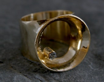 Unique Gold Open Circle Statement Ring, Crystal Gold Big Ring, Gold Statement Ring, Hollow Chunky Ring, Gold Modern Ring, Gold Cocktail Ring