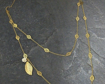 Collier superposé, Collier superposé en or, Collier feuille d'or, Collier double épaisseur en or, Collier feuille d'or avec rose, Collier en or