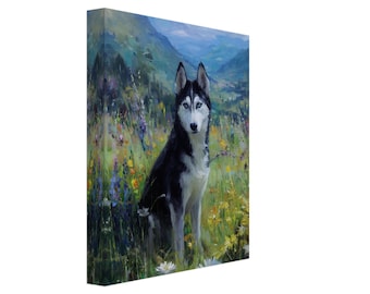 Könnte beinhalten: Leinwanddruck mit einem schwarz-weißen Siberian Husky-Hund, der in einem Feld mit Wildblumen sitzt. Der Hintergrund zeigt eine Berglandschaft mit blauem Himmel. Der Hund hat blaue Augen und ist der Mittelpunkt des Kunstwerks.