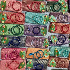 Blouse Piece, Bangle Set, Saree Pin & Haldikumkum Tambulam Return Gift