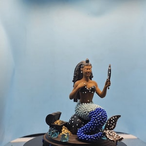 Statyett Vaudou de la Sirène Sculpture en Résine Peinte à la Main. bild 1