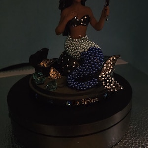 Statyett Vaudou de la Sirène Sculpture en Résine Peinte à la Main. bild 7
