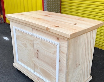 Mobile bar cart for catering, food or drinks station