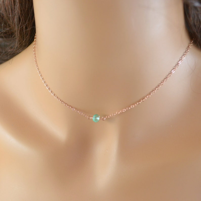 collier ras de cou or et pierre collier ras de cou or et pierre