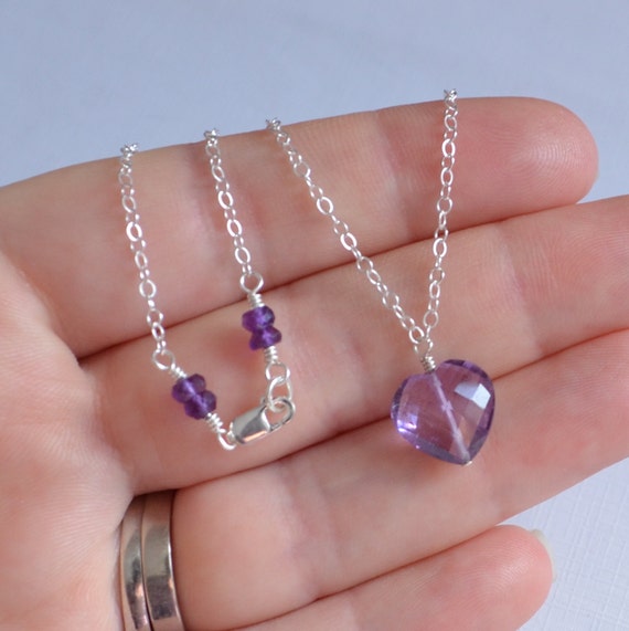 Superbe Collier En Argent Avec Pendentif Cœurs Et Pierres Violettes (Aventurine) - Occasion