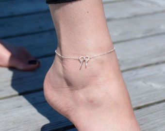 Sterling Silver Bow Anklet, Cute Silver Ankle Bracelet, Dainty Jewelry, Adjustable Length, Birthday Gift, Beach Jewelry for Women and Teens