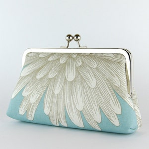 Pochette da damigella d'onore, pochette di crisantemo su azzurro cielo (scegli il tuo colore) con fodera in seta, pochette da sposa, regalo da damigella d'onore
