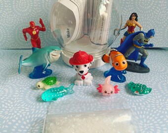 DIY Shatter Proof Snow Globe, Snow Globe Kit, Kids Craft, Water Globe, Glitter Globe, Craft Project Kit, Make Your Own Snow Globe