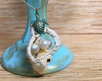 Patina Seaturtle Freshwater Pearl Filled Shell Necklace