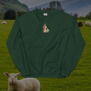 God herde broderad rund hals | Kristen troströja | Mjuk och mysig tröja Forest Green