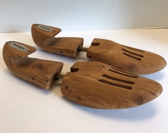 Vintage Shoe Shaper Stretcher Wood Shoe Form Shoe Tree Shoe Mold Farmhouse Decor