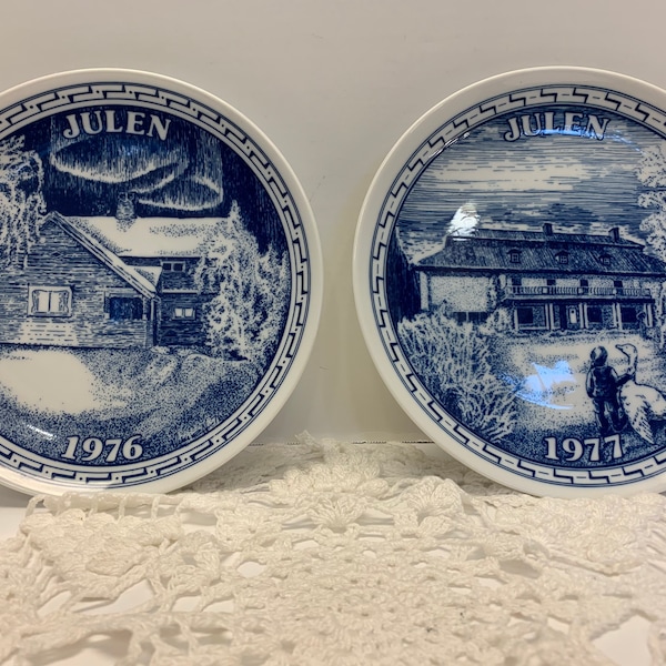 Vintage 2 Flo Blue and White Plates Made in Sweden Elg and Elg Scandinavian Porcelain Plates 1976 and 1977 Christmas Julen Plate