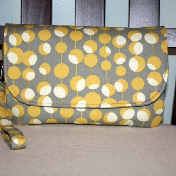 Embrague del pañal con cambio Pad - Amy Butler Martini & Damasco