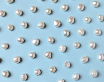 5 pcs Real freshwater pearls, 6mm unrefined baroque beads for jewelry crafting