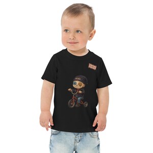 生まれながらの乗り物ブードゥー幼児用シャツ | バイカーベビーTシャツ | ゴシックトライクアート | 幼児用ジャージTシャツ