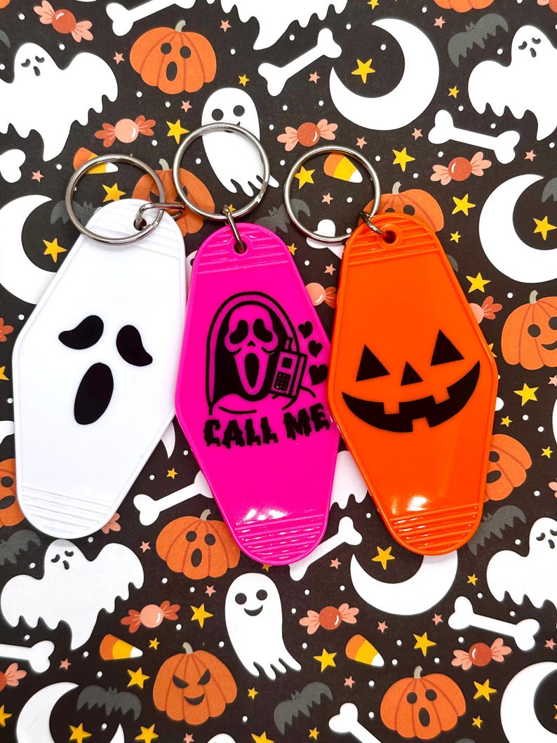 Funny Pink Ghost Keychain: Retro Halloween Key Tag - Etsy