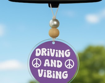 Breloque voiture signe de la paix rétro : accessoire rétroviseur bohème hippie