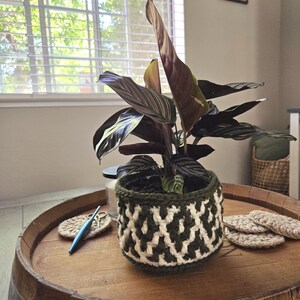 Handmade 6” Crochet Mosaic Basket • Textured Storage Bowl • Modern Boho Home Decor • Plant Pot Cover • Green & White Crochet Basket