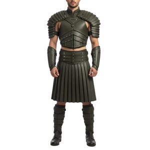 Green Gladiator Leather Armor Set with Pleated Kilt | Men’s Medieval Warrior Costume | Cosplay LARP Outfit | Spartan Viking Festival Armor