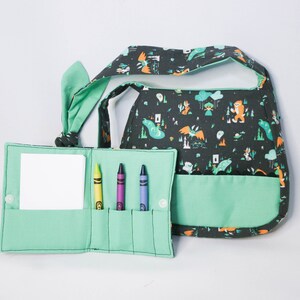 Conjunto fofo de bolsa infantil Cryptids e carteira de giz de cera, pronto para envio