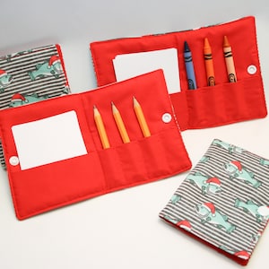 Cartera de Crayón de Pescado de Santa, lista para enviar