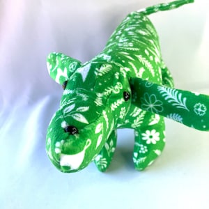 Símbolos populares ucranianos Dachshund Minky Peluche, listo para enviar