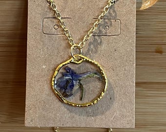 Elegant Pressed Flower Necklace