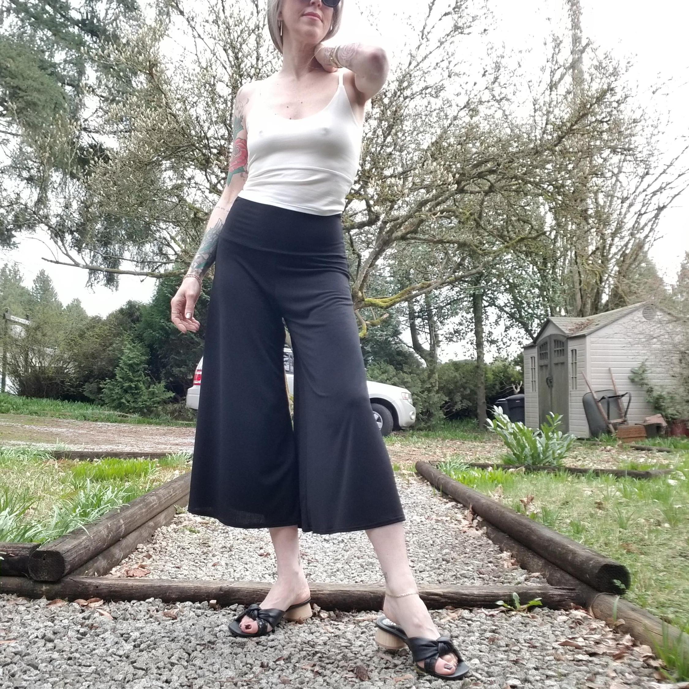 Pantaloni GAUCHO eco Maglia in crepe nera Pantaloni yoga