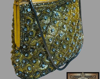 Sac de soirée en or avec strass des années 1950 | pochette couture vintage